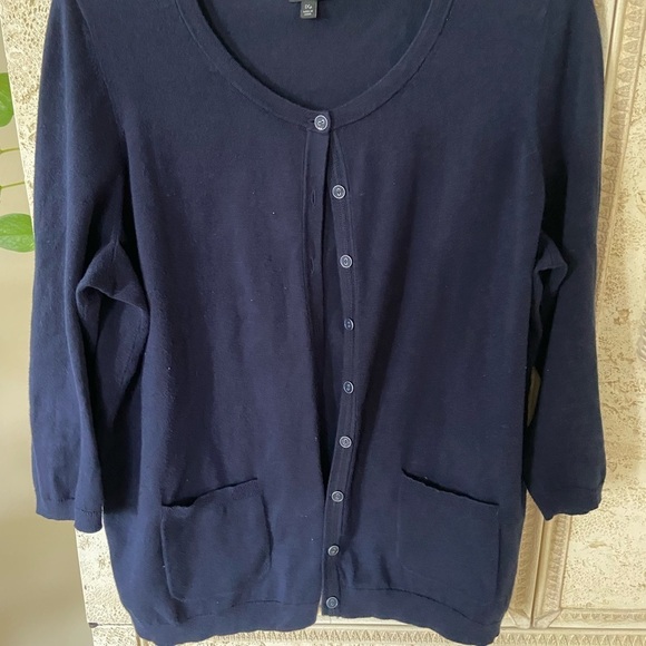 Talbots Pima Cotton navy blue cardigan, buttons, size XL Pettite - Picture 4 of 6